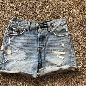 Size 24 Levi’s 501 shorts